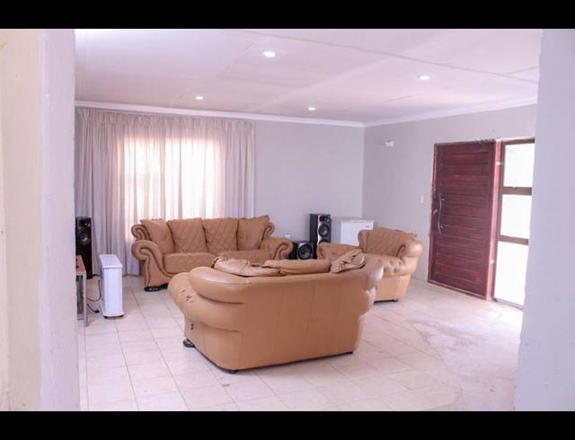 3 BEDROOM HOUSE FOR SALE IN DOBSONVILLE
